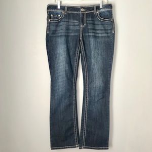 ⬇️💲Maurice’s EUC denim boot cut jeans